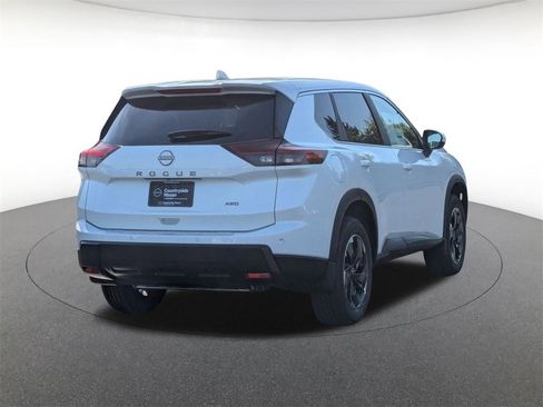 New 2026 Nissan Rogue SV image 5