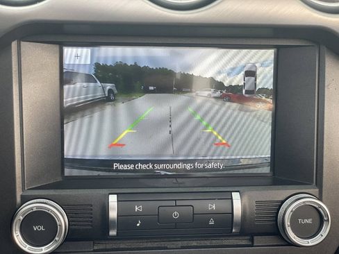 Used 2018 Ford Mustang Premium RWD image 23