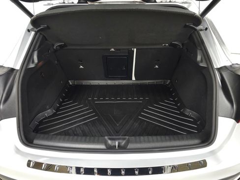 Used 2020 Mercedes-Benz GLA 250 4MATIC image 8