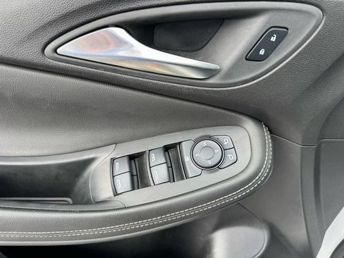 Used 2024 Buick Encore GX Sport Touring AWD/4WD image 13
