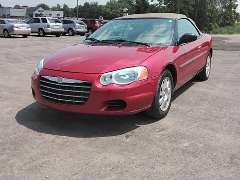 Used 2004 Chrysler Sebring GTC image 1