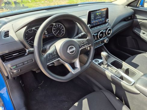 Used 2024 Nissan Sentra SV FWD image 31