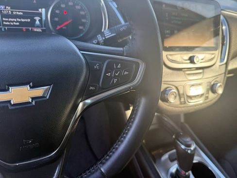 Used 2016 Chevrolet Malibu LT image 24