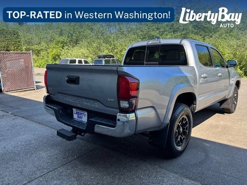 Used 2020 Toyota Tacoma SR5 AWD/4WD image 7
