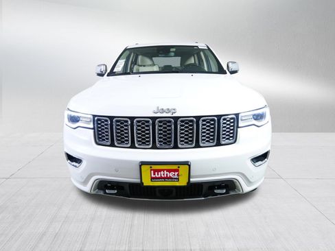 Used 2020 Jeep Grand Cherokee Overland image 2