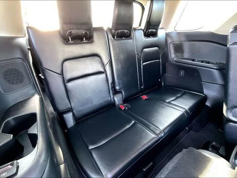 Used 2023 Nissan Pathfinder Platinum image 26