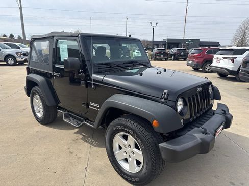 Used 2015 Jeep Wrangler Sport w/ Quick Order Package 23S image 7