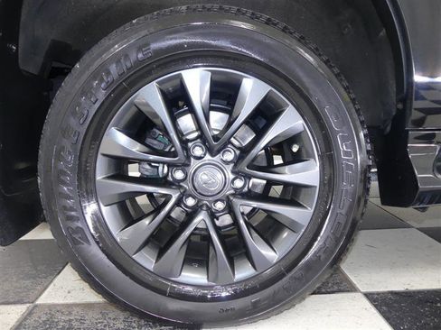 Used 2022 Lexus GX 460 Premium image 35