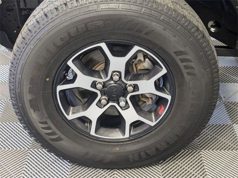 Used 2021 Jeep Wrangler Unlimited Rubicon w/ Dual Top Group image 8