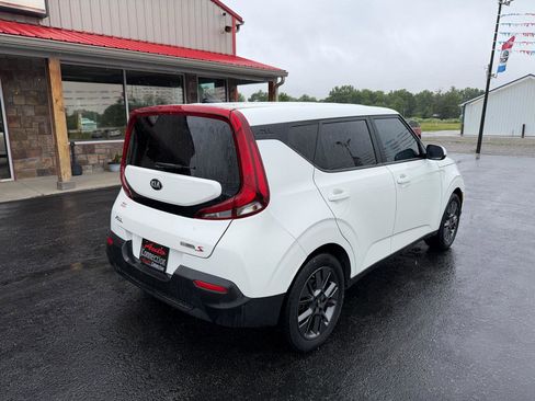 Used 2021 Kia Soul S FWD image 4
