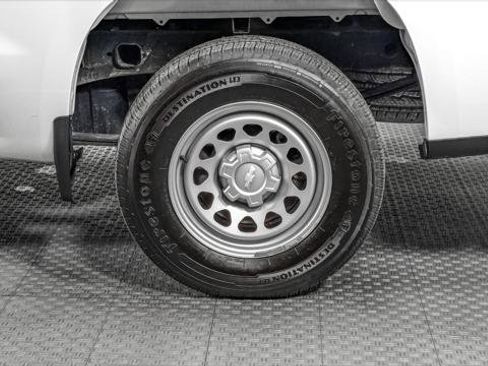 Used 2022 Chevrolet Silverado 1500 W/T w/ Trailering Package image 33