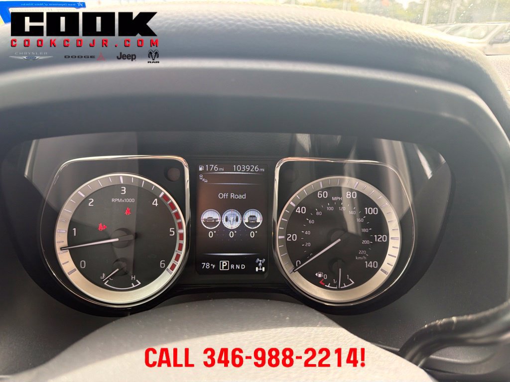 Used 2018 Nissan Titan PRO-4X w/ Pro-4x Utility Package AWD/4WD image 15