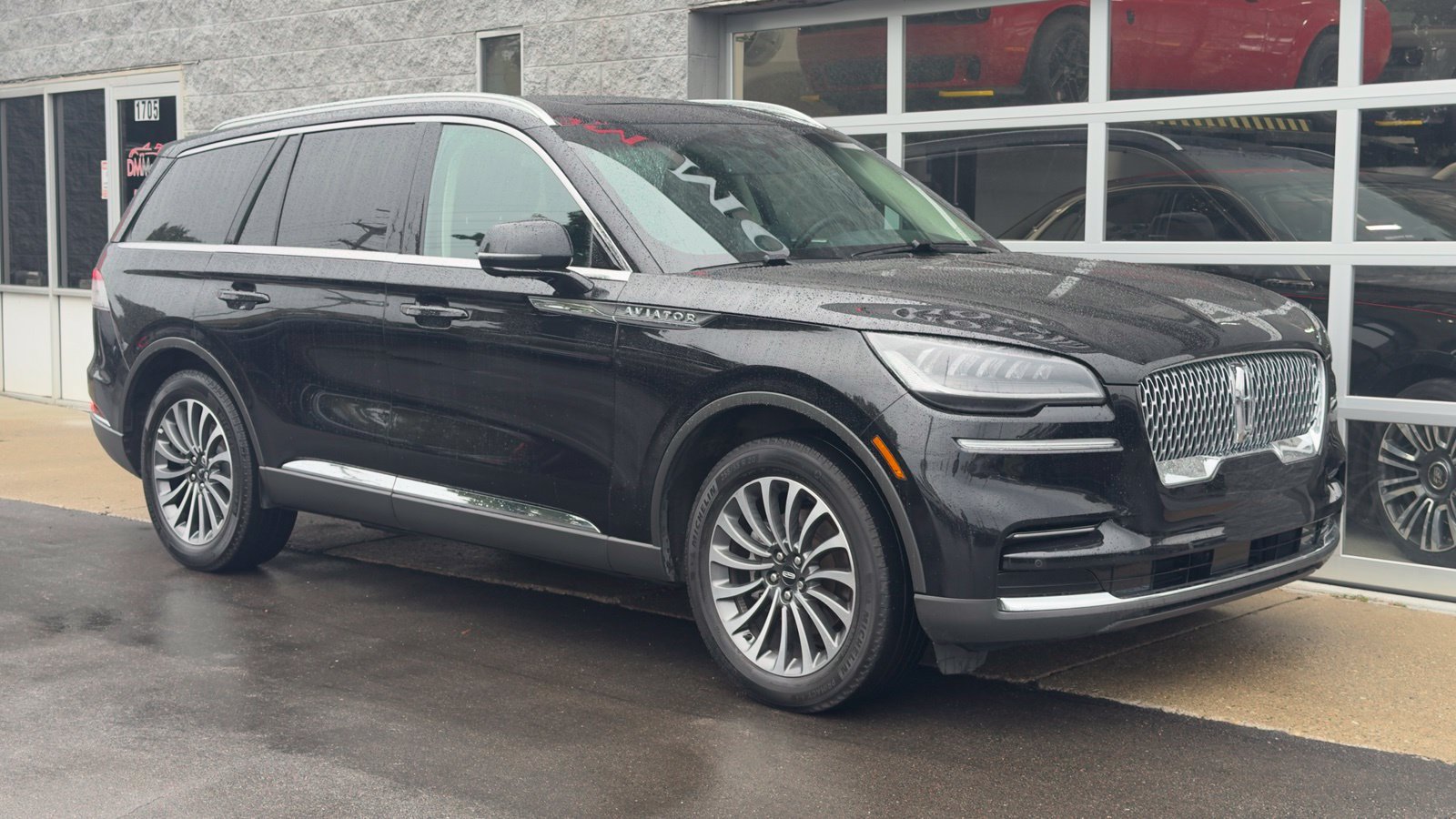 Used 2023 Lincoln Aviator Reserve w/ Elements Package Plus AWD/4WD image 8