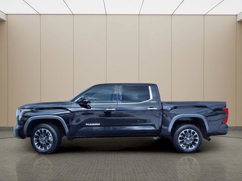 Used 2025 Toyota Tundra Limited AWD/4WD image 13
