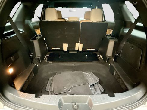Used 2019 Ford Explorer 4WD w/ Class III Trailer Tow Package image 26