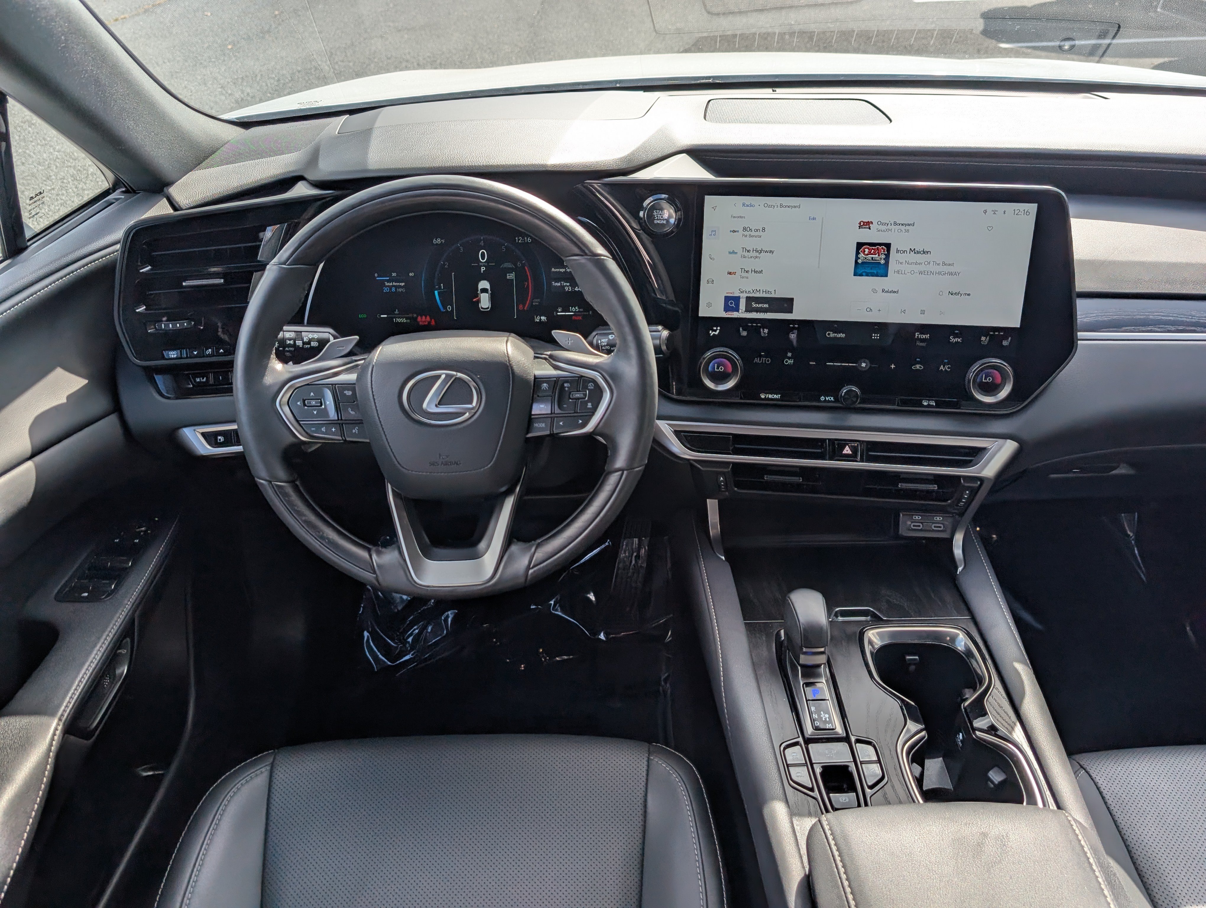 Used 2025 Lexus RX 350 Premium w/ Accessory Package (Z1) AWD/4WD image 18