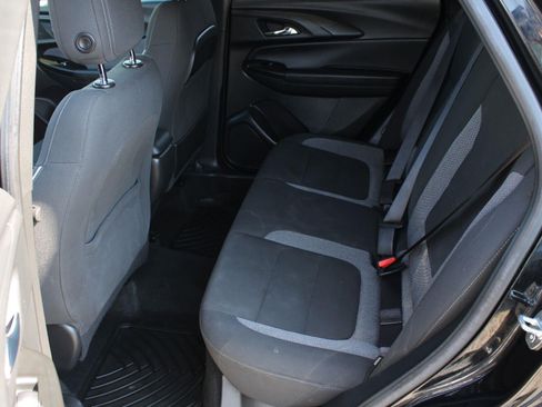 Used 2022 Chevrolet TrailBlazer LT AWD/4WD image 18