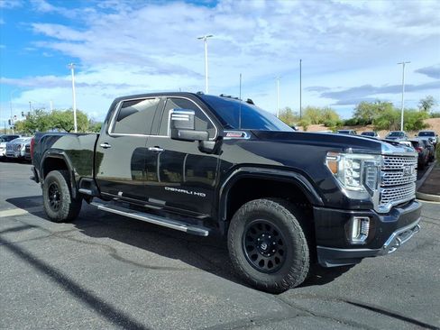 Used 2022 GMC Sierra 2500 Denali w/ Technology Package image 3