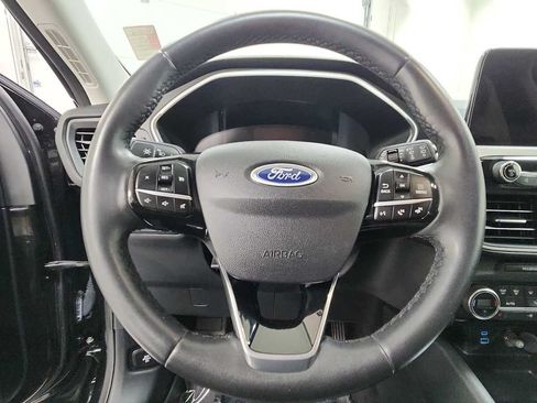 Used 2021 Ford Escape SE w/ Convenience Package AWD/4WD image 16