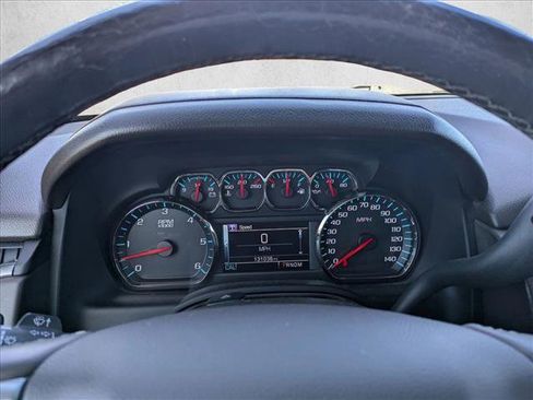 Used 2015 Chevrolet Suburban LTZ image 9