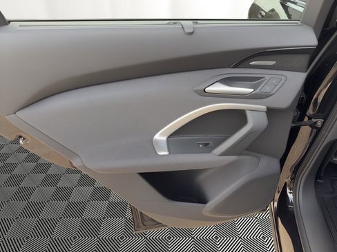 New 2025 Audi SQ5 Premium Plus AWD/4WD image 17