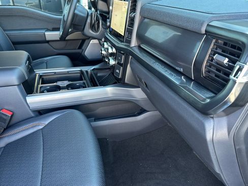 New 2026 Ford F250 Lariat w/ Lariat Premium Package AWD/4WD image 16