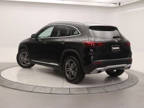 Used 2026 Mercedes-Benz GLA 250 image 2