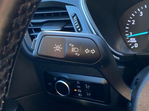 Certified 2022 Ford Escape SE w/ Convenience Package image 39