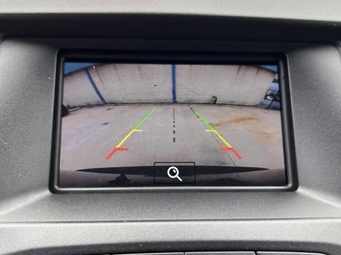 Used 2019 Ford Edge SE FWD image 23