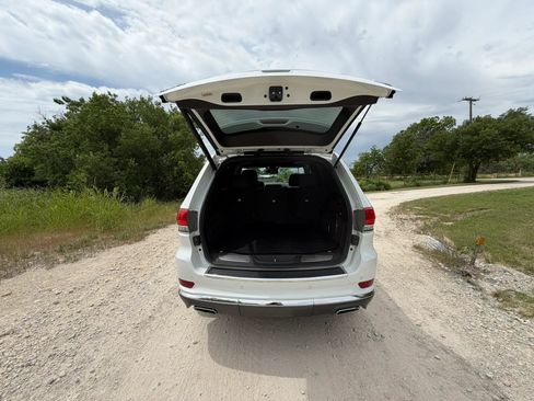 Used 2014 Jeep Grand Cherokee Summit AWD/4WD image 13