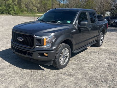 Used 2018 Ford F150 XL w/ Equipment Group 101A Mid AWD/4WD image 2