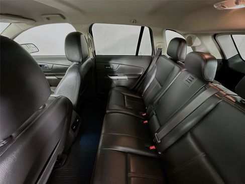 Used 2013 Ford Edge Limited w/ Driver Entry Pkg FWD image 11