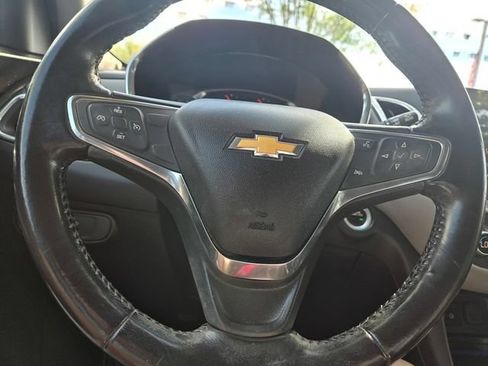 Used 2019 Chevrolet Equinox LT w/ Sun & Navigation Package FWD image 22