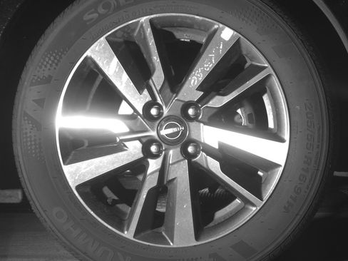 Used 2025 Nissan Versa SV image 13