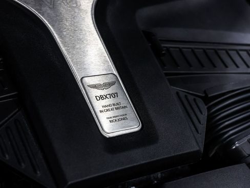 Used 2025 Aston Martin DBX 707 image 19