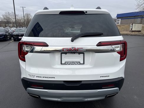 Used 2021 GMC Acadia SLE w/ Driver Convenience Package image 12