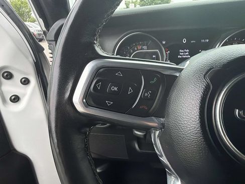 Used 2021 Jeep Wrangler Unlimited Sahara AWD/4WD image 12