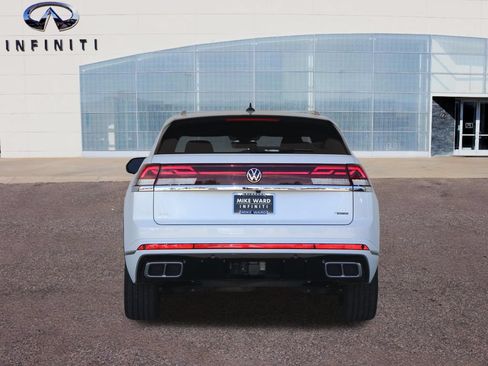 Used 2024 Volkswagen Atlas Cross Sport SEL Premium R-Line AWD/4WD image 52