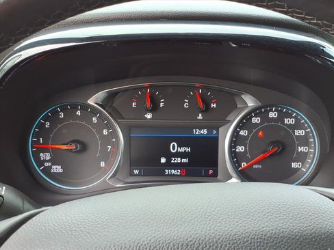 Certified 2023 Chevrolet Traverse LT w/ LPO, Floor Liner Package image 19