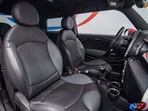 Used 2009 MINI Cooper John Cooper Works image 19