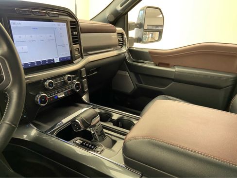 Used 2023 Ford F150 Lariat w/ Equipment Group 502A High image 39