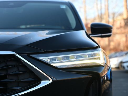 Used 2023 Acura MDX SH-AWD w/ Technology Package image 11