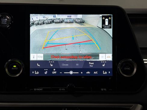 Used 2025 Lexus RX 350 FWD w/ Technology Package image 33