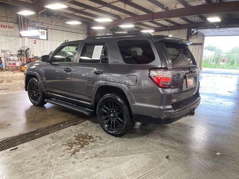 Used 2019 Toyota 4Runner Limited AWD/4WD image 3