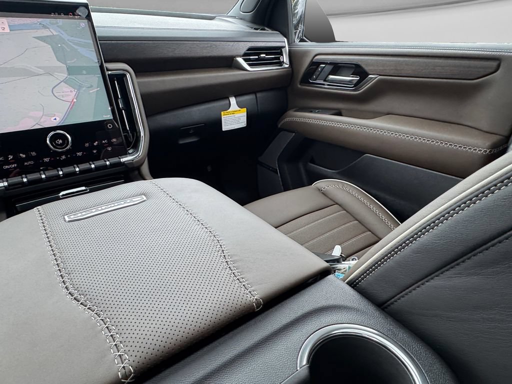 New 2026 GMC Yukon XL Denali Ultimate AWD/4WD image 18