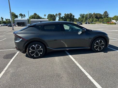 Used 2023 Kia EV6 Wind RWD image 5