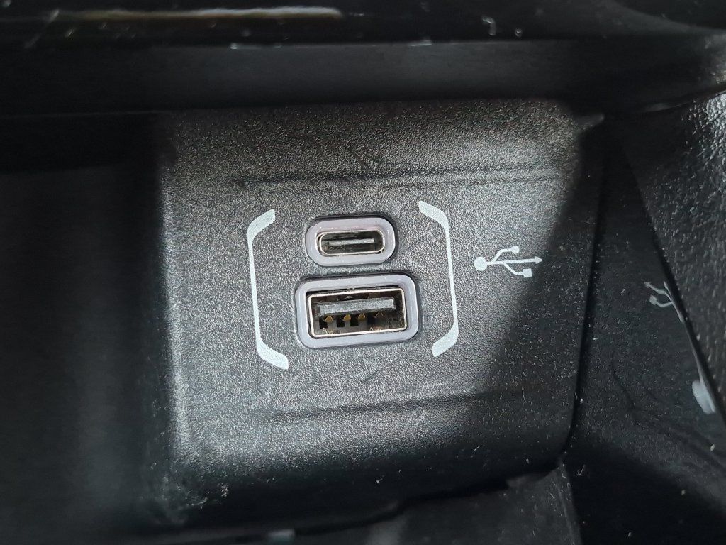 Used 2025 Jeep Compass Trailhawk AWD/4WD image 31