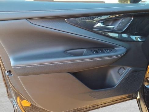 Used 2024 Chevrolet Blazer EV LT image 14