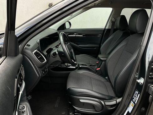 Used 2025 Kia Seltos S image 10