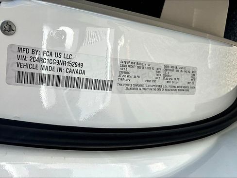 Used 2022 Chrysler Voyager LX image 38